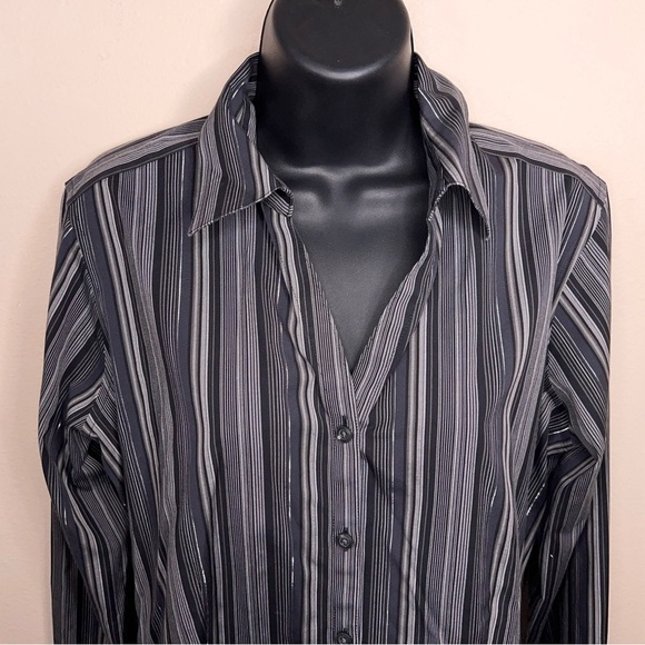Medium Eddie Bauer Grey Striped Button Front Top Womens Long Sleeve Silver - Picture 5 of 14